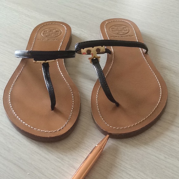Tory Burch “T” logo Flat Thong Black Sandal - 7 - Picture 6 of 16